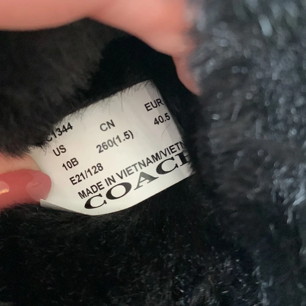❌SOLD❌COACH Slippers Black - Picture 6 of 8